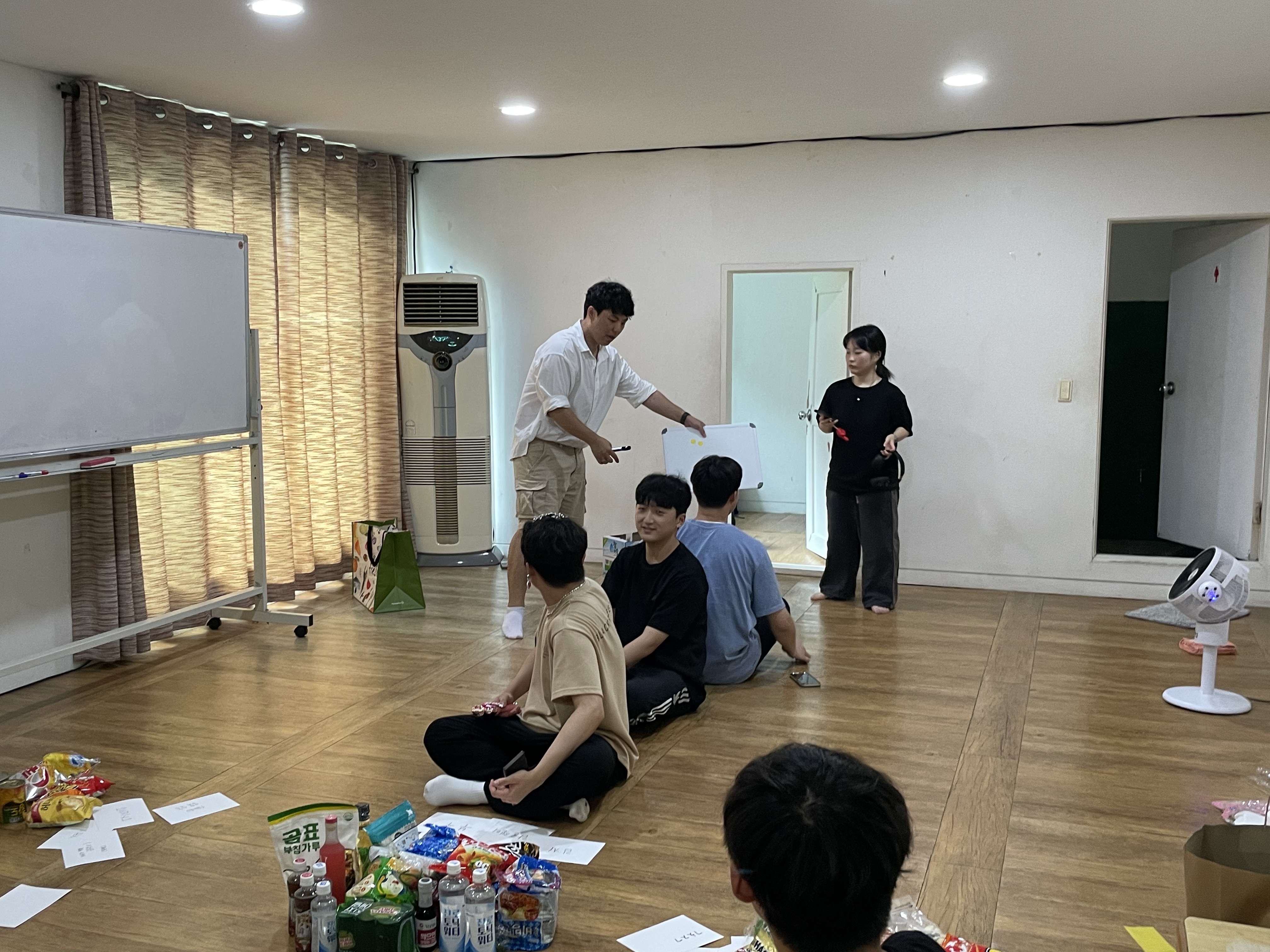 자체 친목 도모